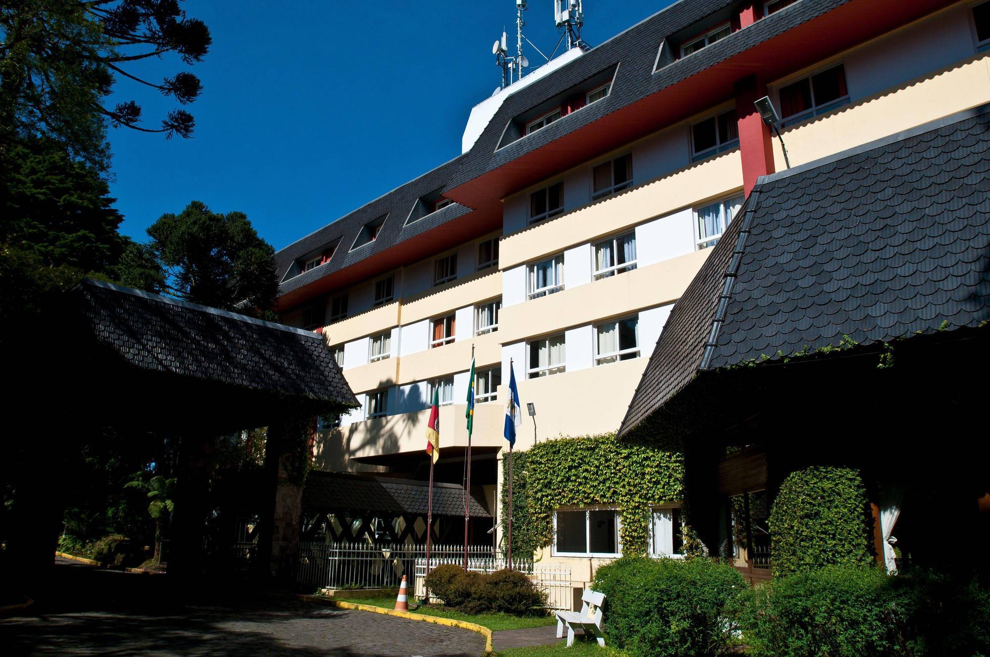 Tri Hotel Canela Exteriör bild